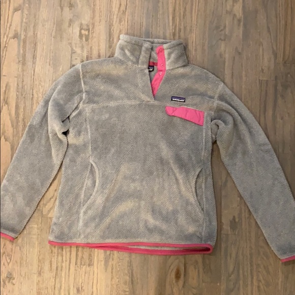 Patagonia Tops - Gray & Hot Pink Patagonia Pullover
